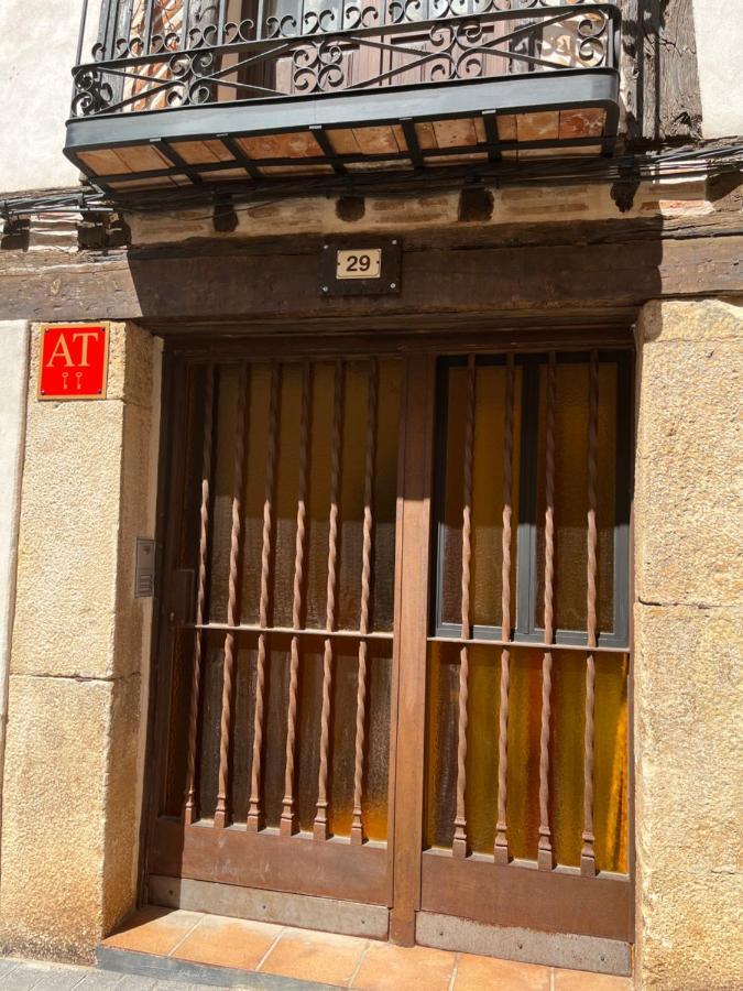 Mikaela Planta Baja-Con Patio Apartment El Burgo De Osma Bagian luar foto